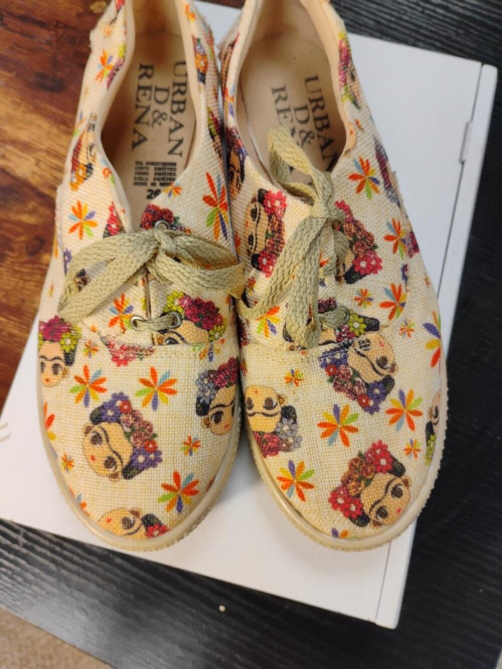 Urban D & Rena Frida Kahlo Print Platform Sneakers Women’s 9 / MX 26